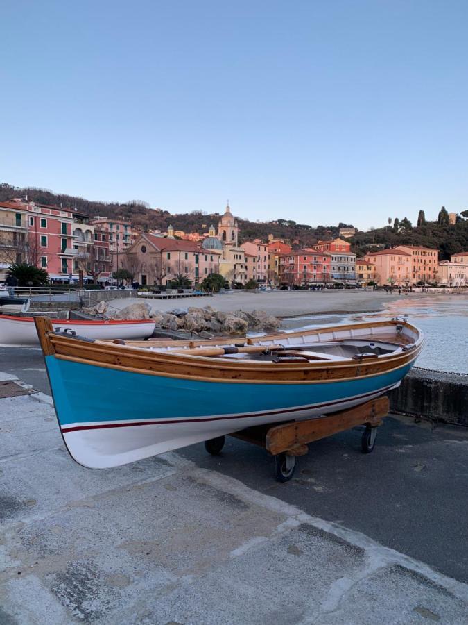Minisuite Lerici Eksteriør bilde